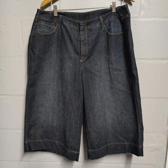 Talbots Pants - Talbot's plus size 16W wide leg dark wash Capri jeans